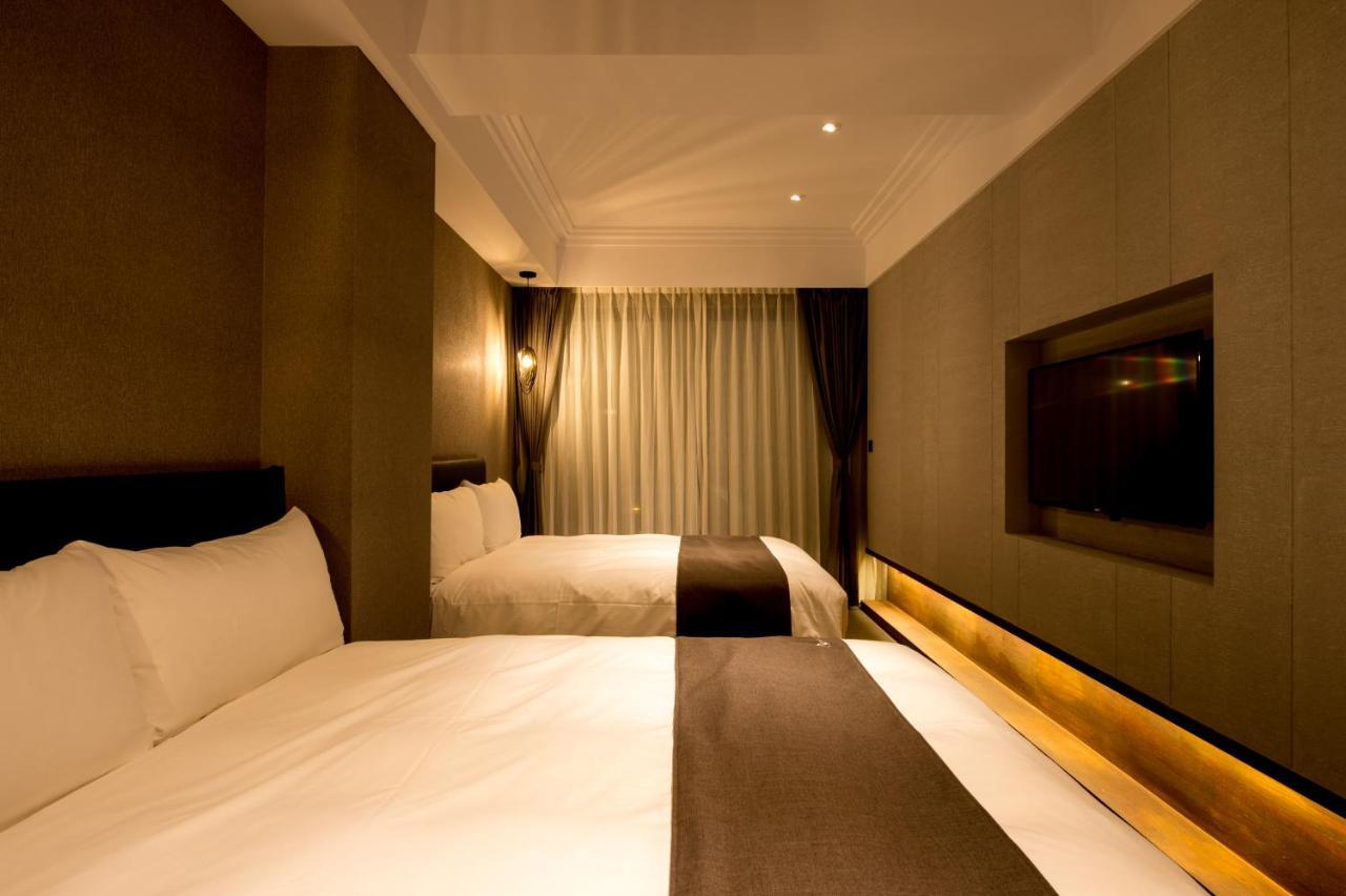 He-Jia Hotel Miaoli Eksteriør bilde
